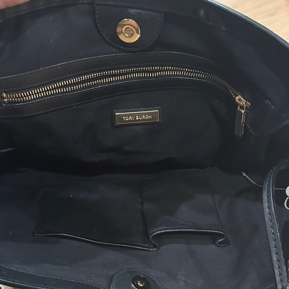 Rare Tory Burch woven Black and White Tote Bag - Picture 4 of 6